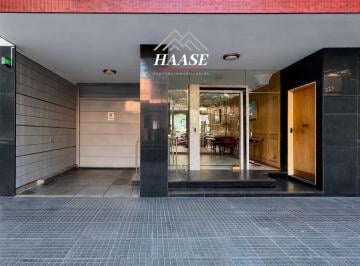Departamento · 107m² · 4 Ambientes · 1 Cochera · Depart 4 Amb Balcón Deps Cochera Fija Muy Luminoso Flores