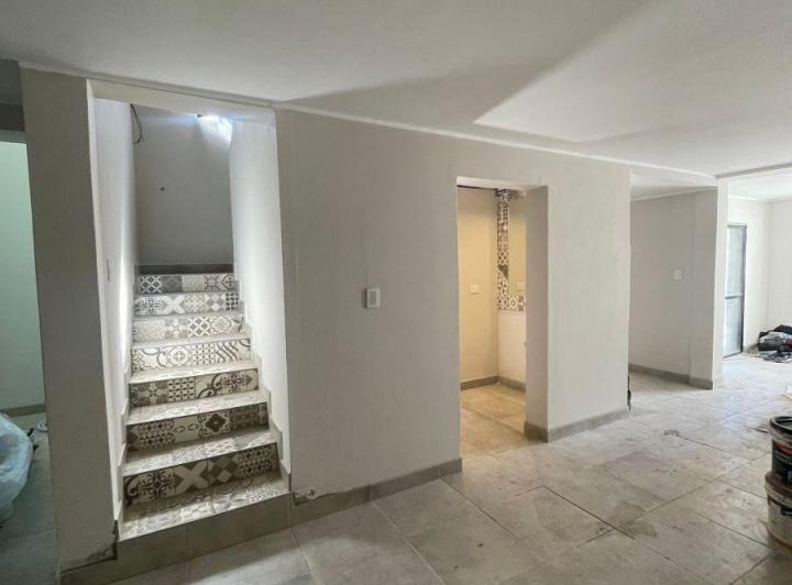 Bodega-Galpón · 320m² · 4 Ambientes