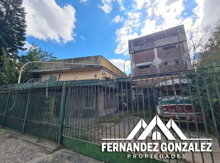 Local comercial · 970m² · 3 Ambientes · 5 Cocheras