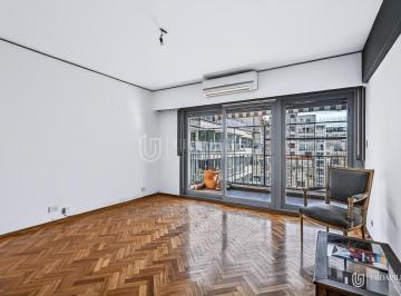 Departamento · 98m² · 6 Ambientes · 1 Cochera · Piso Alto Muy Luminoso con Balcón y Cochera en Recoleta