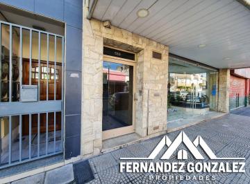Departamento de 3 ambientes, Lomas de Zamora · Departamento de 68 m² Construidos de 3 Ambientes en Alquiler en Banfield