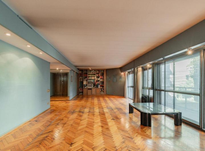 Departamento · 254m² · 5 Ambientes · 1 Cochera