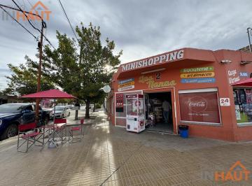 Local comercial · 200m² · 1 Ambiente · Venta Local Comercial + Casa + Departamento