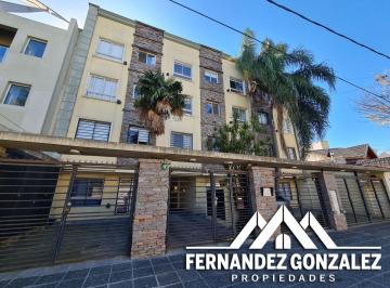 Departamento de 2 ambientes, Lomas de Zamora · Departamento de 2 Ambientes con 1 Dormitorio en Alquiler en Banfield