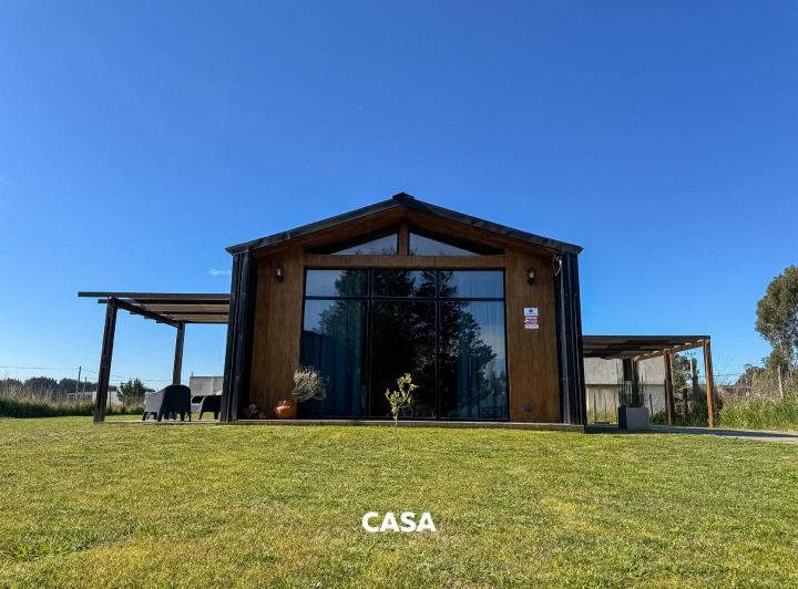Casa · 101m² · 3 Ambientes · 1 Cochera