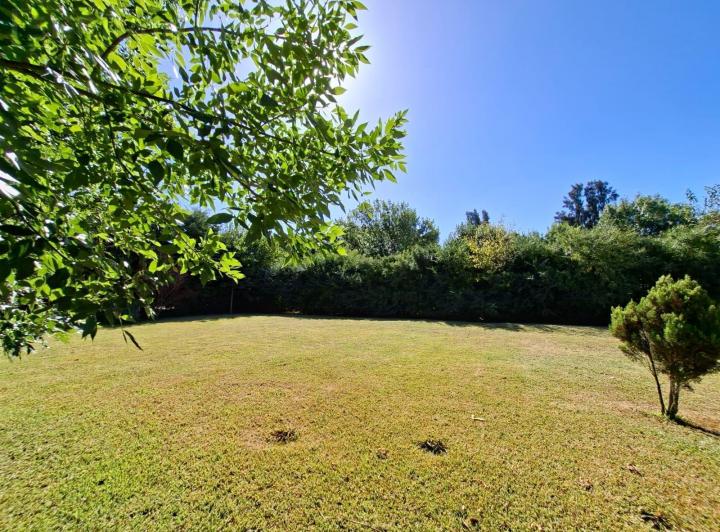 Terreno · 730m²