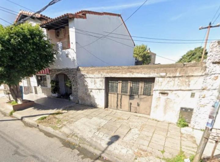 Terreno · 244m²