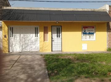 Casa · 109m² · 4 Ambientes · 1 Cochera · Casa en Venta Empalme Graneros Apta Credito