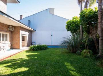 Casa · 358m² · 10 Ambientes · 4 Cocheras · Casa en Venta La Plata