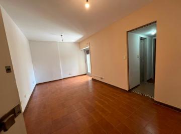 Departamento de 3 ambientes, Flores · 2 Dorm Sobre Av Dueño Directo Vig 24 Hs Amplia Cocina 2 Baños