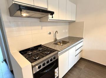 Departamento de 2 ambientes, Morón · Alquiler Departamento a Estrenar y con Patio en Castelar