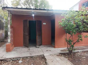 Casa · 53m² · 4 Ambientes · Venta Casa 3 Ambientes con Jardín y Galería