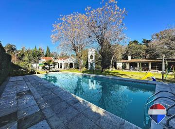 Quinta vacacional · 137m² · 2 Dormitorios · 2 Cocheras · Casa 3 Ambientes Venta Monte Grande Apta Credito