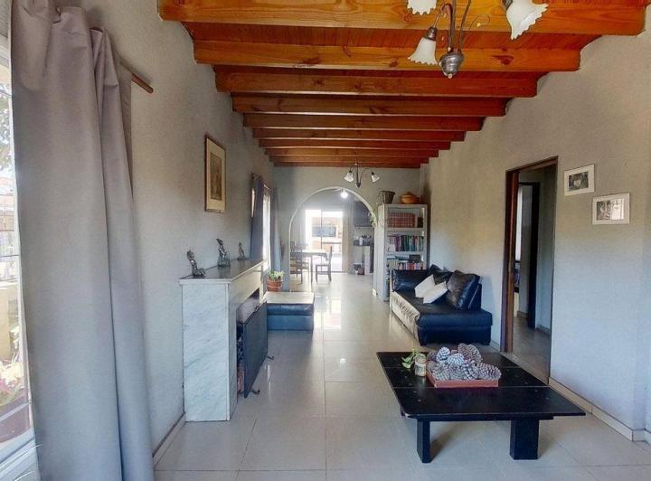 Casa · 150m² · 3 Ambientes · 1 Cochera