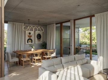 Casa · 146m² · 4 Ambientes · 2 Cocheras · Venta Casa Ituzaingo B Cerrado Financia Permuta