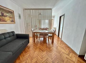 Departamento · 59m² · 2 Ambientes · Depto 2 Amb en Venta Balvanera Amplio C/ Balcon