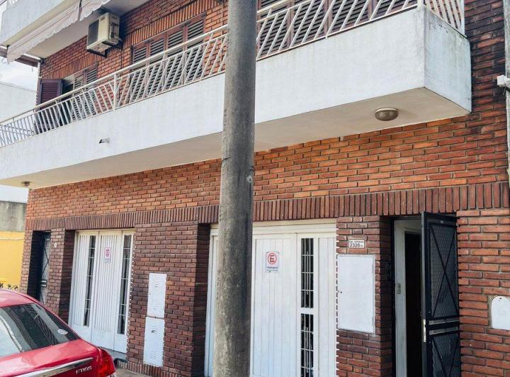Casa · 274m² · 7 Ambientes · 2 Cocheras