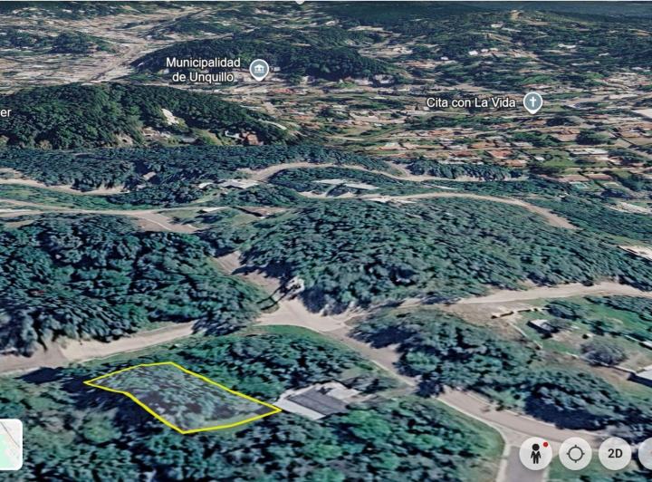 Terreno · 608m²