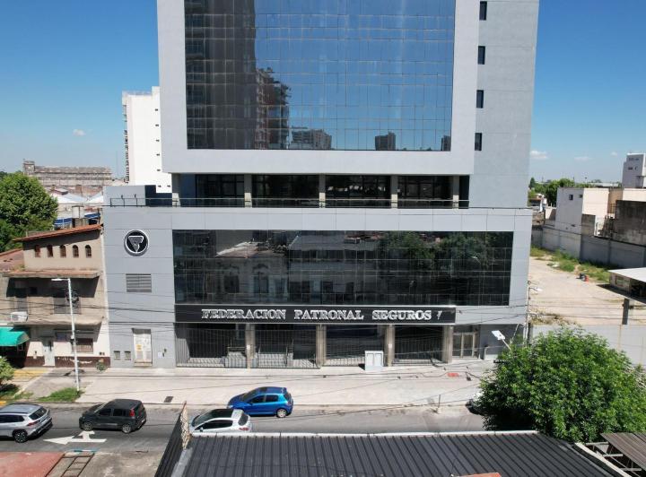 Desarrollo vertical · Oficinas Palaá