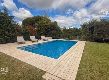 Casa · 350m² · 6 Ambientes · 6 Cocheras · Casa de 6 Ambientes Apto Credito en Canning Sum Vig 24 Hs Tenis Futbol Gym