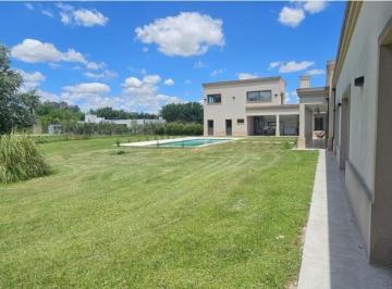 Casa · 457m² · 7 Ambientes · 2 Cocheras · Casa 7 Ambientes en Fincas de San Vicente
