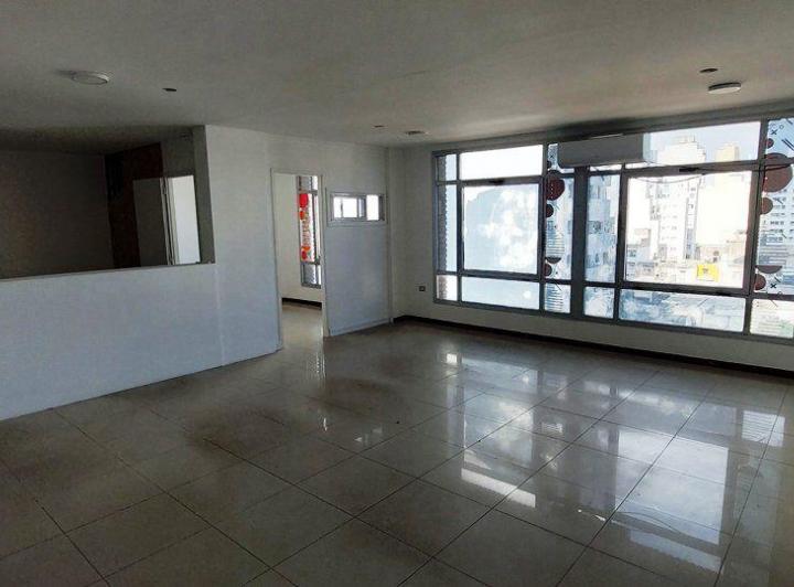Oficina comercial · 77m² · 5 Ambientes