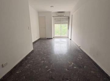 Departamento de 2 ambientes, Villa Ortuzar · Departamento 2 Ambientes Muy Luminoso - Excelente Ubicacion