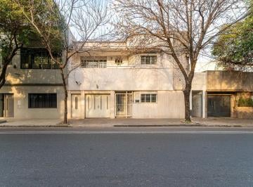 Casa · 350m² · 7 Ambientes · 3 Cocheras · Casa en Rosario