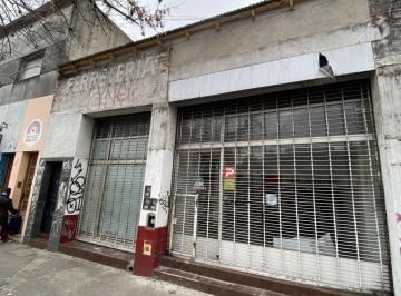 Local comercial · 90m² · Santilli - Cangallo 160