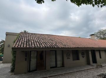 Local comercial · 90m² · 2 Ambientes · 1 Cochera · Local en Alquiler - Saavedra Lamas Yb