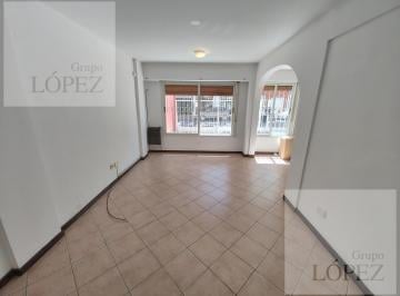 Departamento · 60m² · 3 Ambientes · 1 Cochera · Alquiler Depto 3 Ambientes en Olivos, C/guardacoche Sum y Parrilla