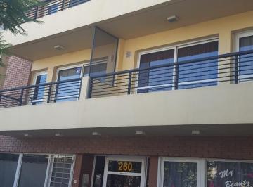 Departamento · 45m² · 4 Ambientes · Departamento en Alto Alberdi