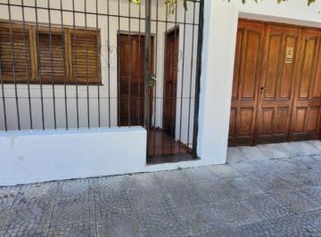 Casa de 3 ambientes, Córdoba · Alquiler Casa B°zumaran