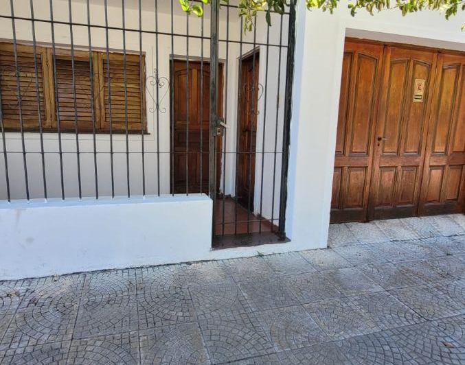 Casa · 1m² · 3 Ambientes