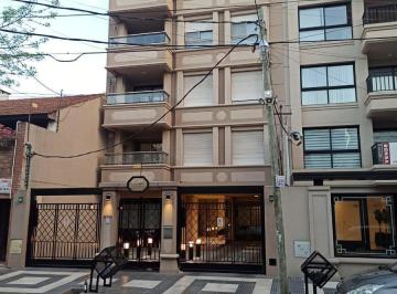 Departamento · 75m² · 3 Ambientes · 1 Cochera · Excelente Depto 3 Amb. en Alquiler en R. Mejia