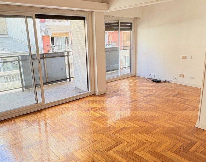 Departamento · 102m² · 4 Ambientes · 1 Cochera