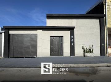 Casa · 100m² · 4 Ambientes · 1 Cochera · Excelente Casa a Estrenar 2 Dorm.!