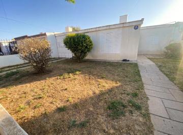 Casa · 125m² · 6 Ambientes · 1 Cochera · Casa en Venta – Barrio Mercantil, Córdoba. 4 Dorm..