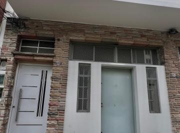 PH de 3 ambientes, Parque Avellaneda · Tipo Casa 3 Ambientes con Patio Cubierto y Sin Expensas