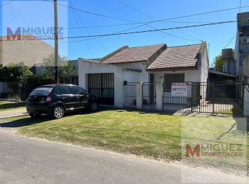 Casa · 500m² · 3 Ambientes · 1 Cochera · Casa a Reciclar
