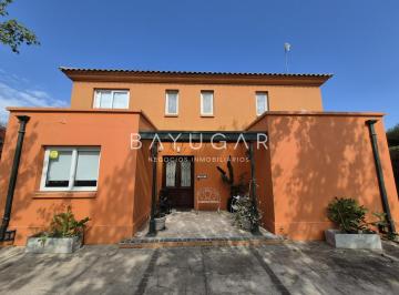 Casa · 260m² · 5 Ambientes · 4 Cocheras · Alquiler Temporal - Club de Campo San Francisco - Manzanares