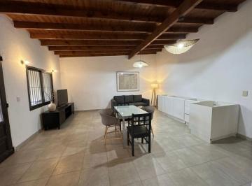 Casa · 100m² · 3 Ambientes · 2 Cocheras · Casa en Venta en Barrio La Bota