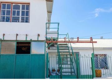PH · 175m² · 5 Ambientes · Venta Km 8 / 2 Departamentos de 3 y 1 Dormitorio.