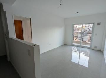 Departamento · 34m² · 2 Ambientes · Venta - Departamento de 1 Dormitorio - San Lorenzo y Constitución - Oportunidad