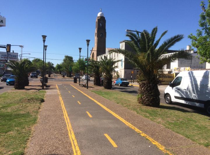 Local comercial · 76m² · 2 Ambientes