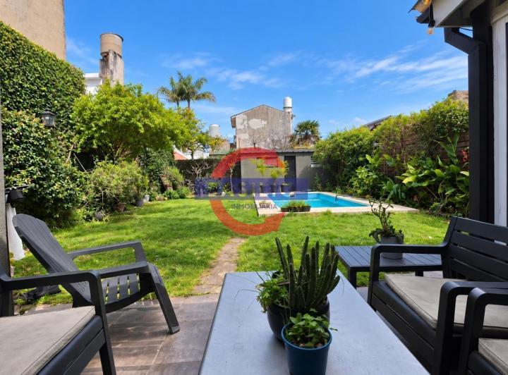 Casa · 74m² · 3 Ambientes · 1 Cochera