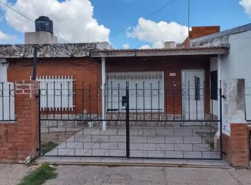 Casa · 140m² · 4 Ambientes · Casa en Venta Zarate - Apto Credito