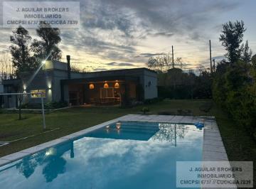 Casa · 110m² · 3 Ambientes · 2 Cocheras · Casa en Bella Vista