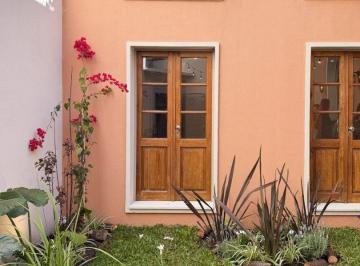 FUG-RSF-1411_2 · Venta. Casa 3 Dorm. con Patio y Terraza