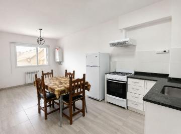 Departamento · 42m² · 2 Ambientes · 1 Cochera · Departamento con Cochera Cubierta